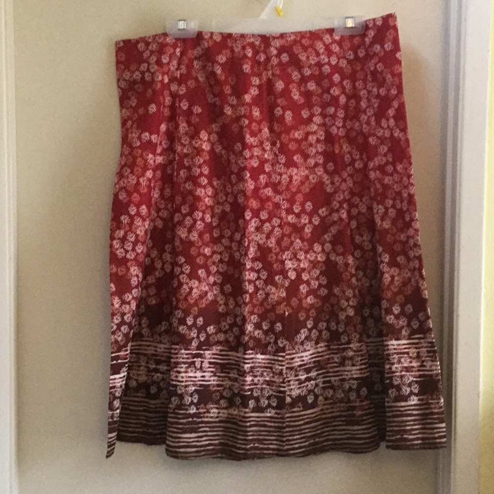 Skirt size 14 New Royal Robbins RR Summer Cloth Printed